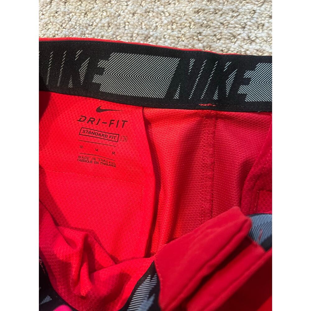 Nike Golf Shorts (30) - Picture 2 of 4